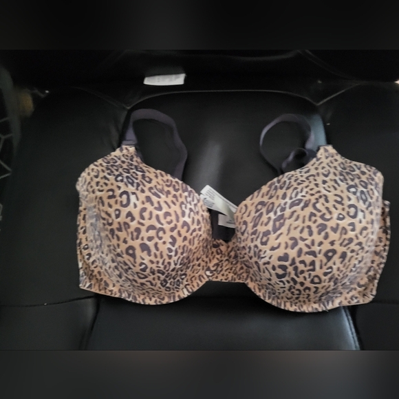 PINK Victoria's Secret Other - Victoria Secret Pink Tshirt Bra 38 DD